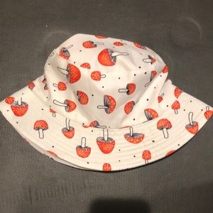 Mushroom designed bucket hat